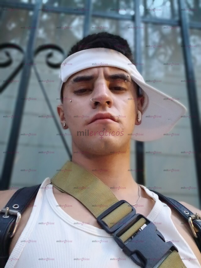 FOTOS DE MACHITO JOVEN XL (TE FEMINIZO , TE TRATO COMO MI HEBRA Y MÁS )