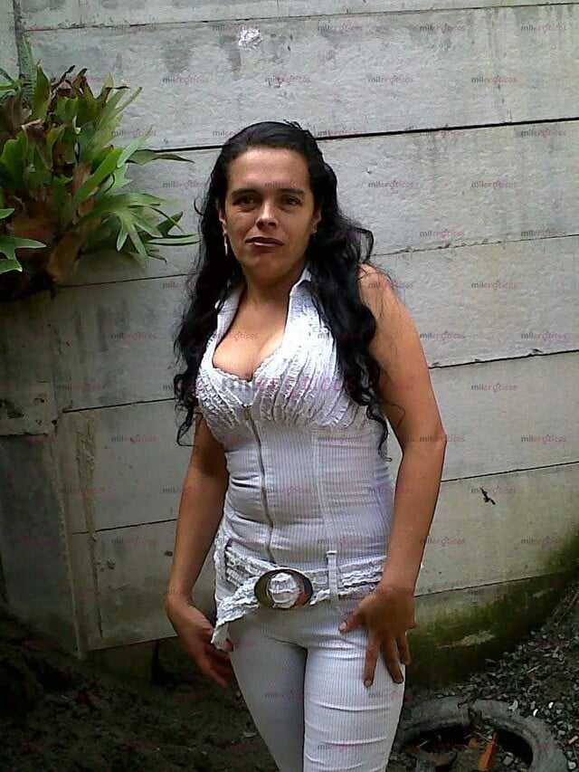FOTOS DE VERÓNICA MADURITA CARIÑOSA COMPLACIENTE
