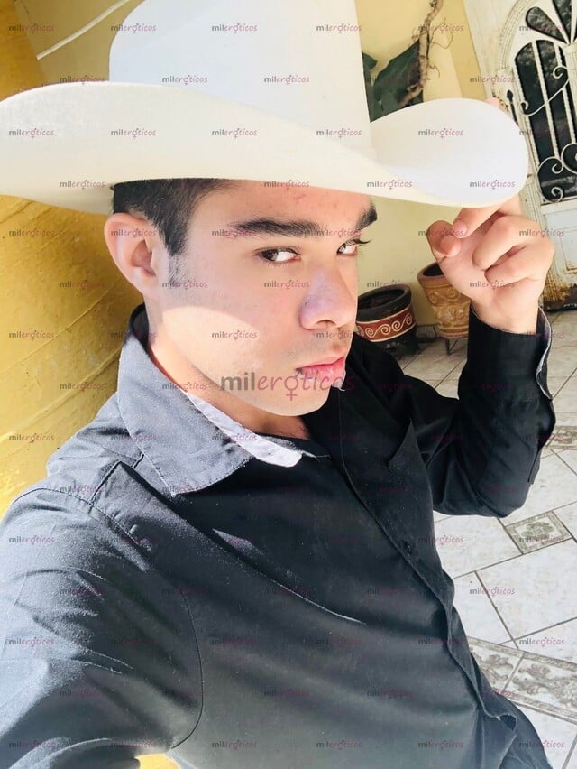 FOTOS DE JOVEN DE 23 AÑOS GAY, DISPONIBLE PARA TUS FANTASÍAS, ACOMPAÑAMIENTOS, DISCRETO