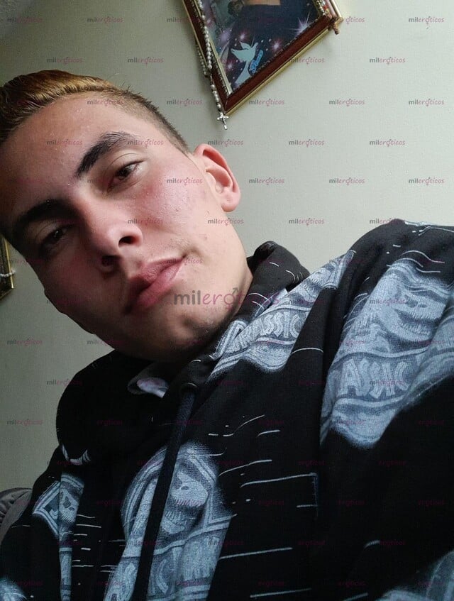 FOTOS DE POLLO ACTIVO Y VERGÓN 20CM CON SITIO PRIVADO.