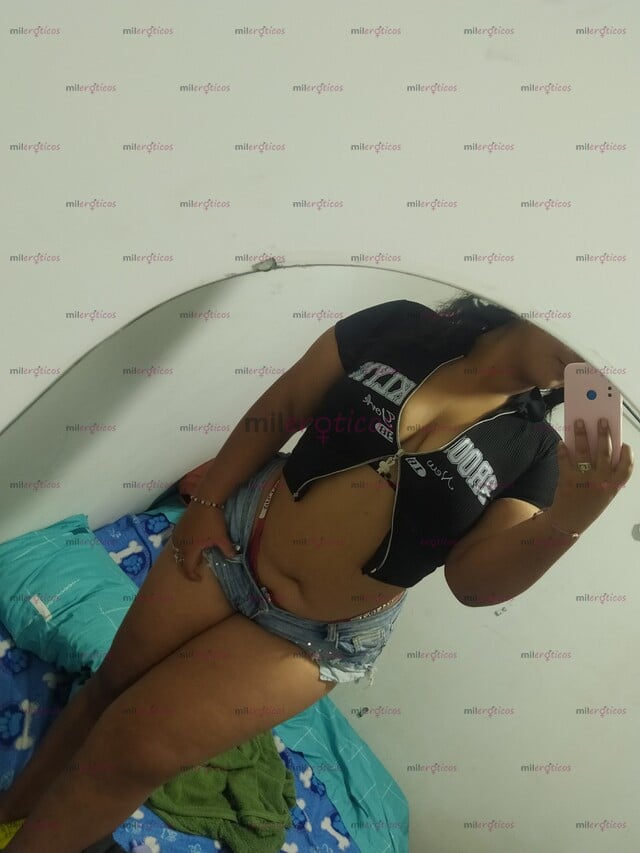 FOTOS DE VOLUPTUOSA MORENA CON NALGAS GRANDES Y QUIERO ESTAR CONTIGO