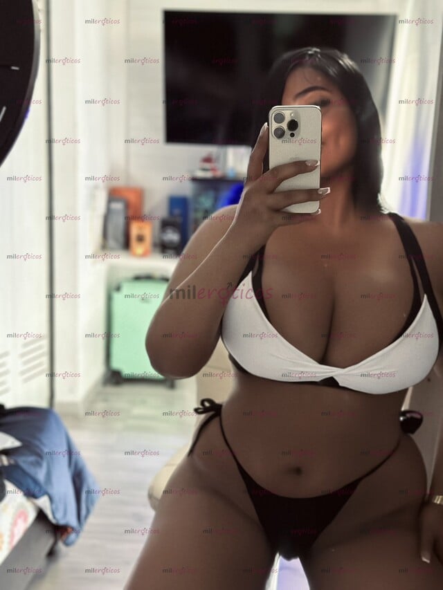 FOTOS DE ÚLTIMO DÍA MORENA EXÓTICA TETONA CULONA PIERNONA VAGINA CERRADITA ROSADITA