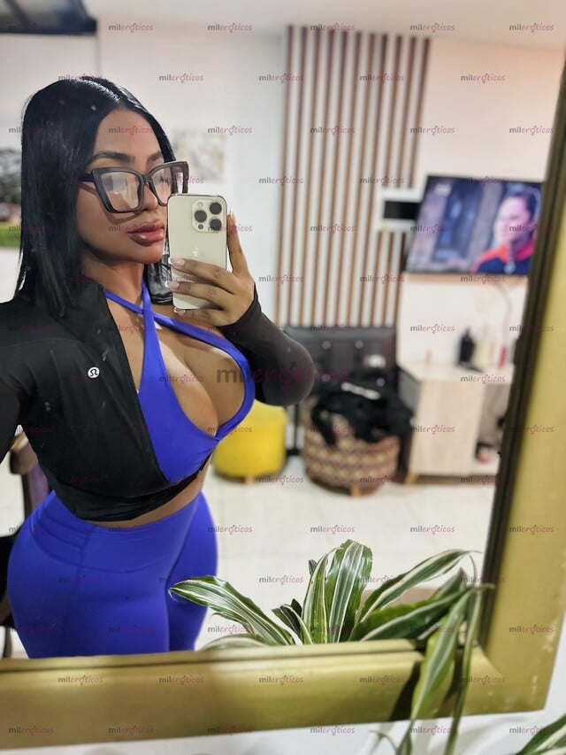 FOTOS DE ÚLTIMO DÍA MORENA EXÓTICA TETONA CULONA PIERNONA VAGINA CERRADITA ROSADITA