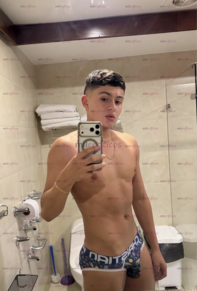 FOTOS DE CON LUGAR TWINK COLOMBIANO MUY SEXY Y MUY NINFOMANO