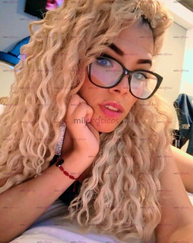 FOTOS DE LA DIOSA DEL ANAL KATHA CON EL MEJOR TRIPLATO DE LA PÁGINA