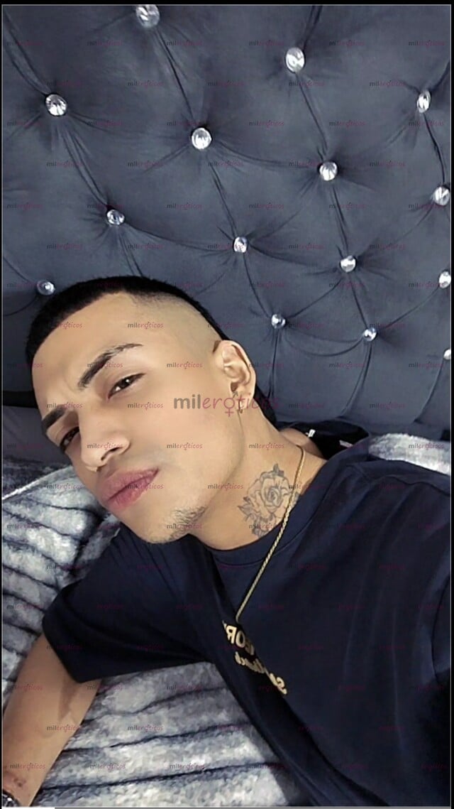 FOTOS DE JOVEN DELGADO MORENO ROL ACTIVO CON APTO DISCRETO