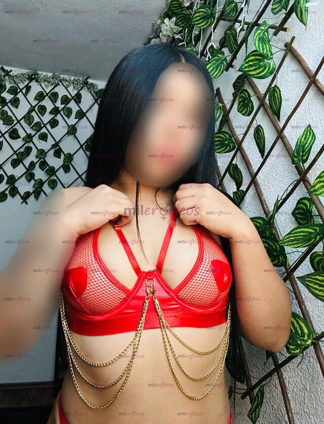 FOTOS DE JAQUELINE, NALGONA, PIEL MORENA COMPLACIENTE Y MUY CALIENTE
