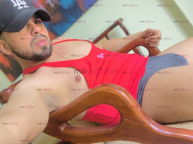 FOTOS DE MI NOMBRE ES MATEO, SOY UN MACHO CALIENTE QUE TE OFREZCO UN BUEN SERVICIO VIRTUA