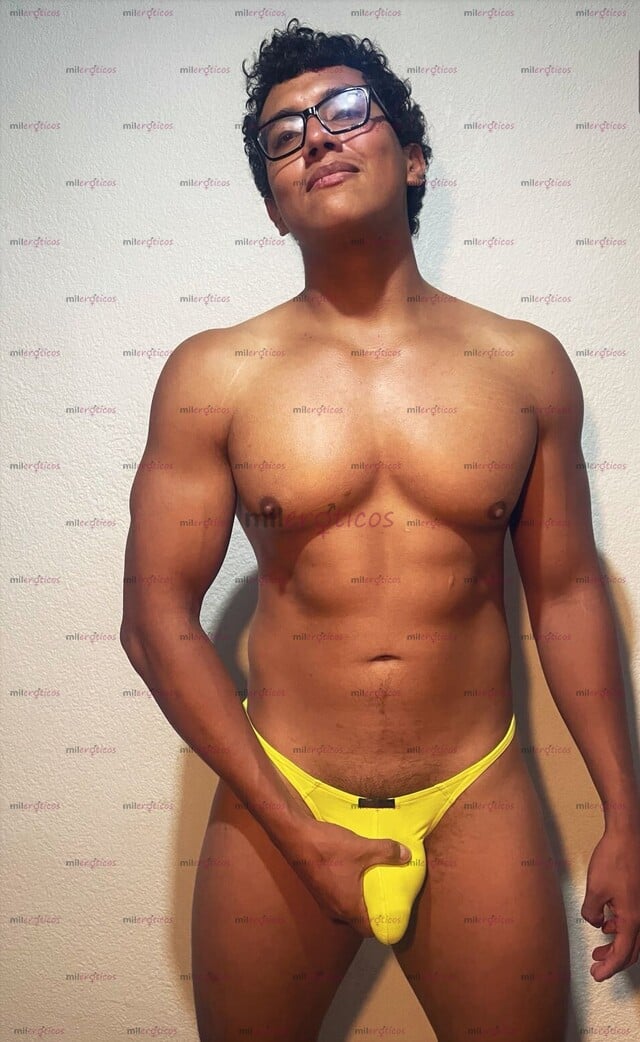 FOTOS DE ACTIVO DOMINANTE, FETICHISTA Y MUSCULOSO, BDSM Y FANTASÍAS