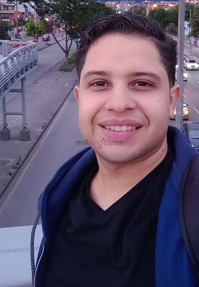 Hola espero que estes muy bien por aca hombre serio y versatil que quiere tener contigo un espacio placer amp trato de pareja besos caricias penetraci...