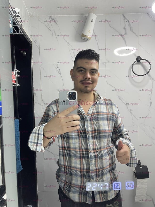 FOTOS DE CHICO REAL A TUS ORDENES PARA COMPLACERTE