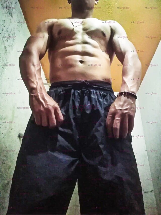 FOTOS DE HOLA AMOR SOY AURELIO HOMBRE MUY VARONIL NORTEÑO ALTO Y ATRACTIVO SEMENTAL