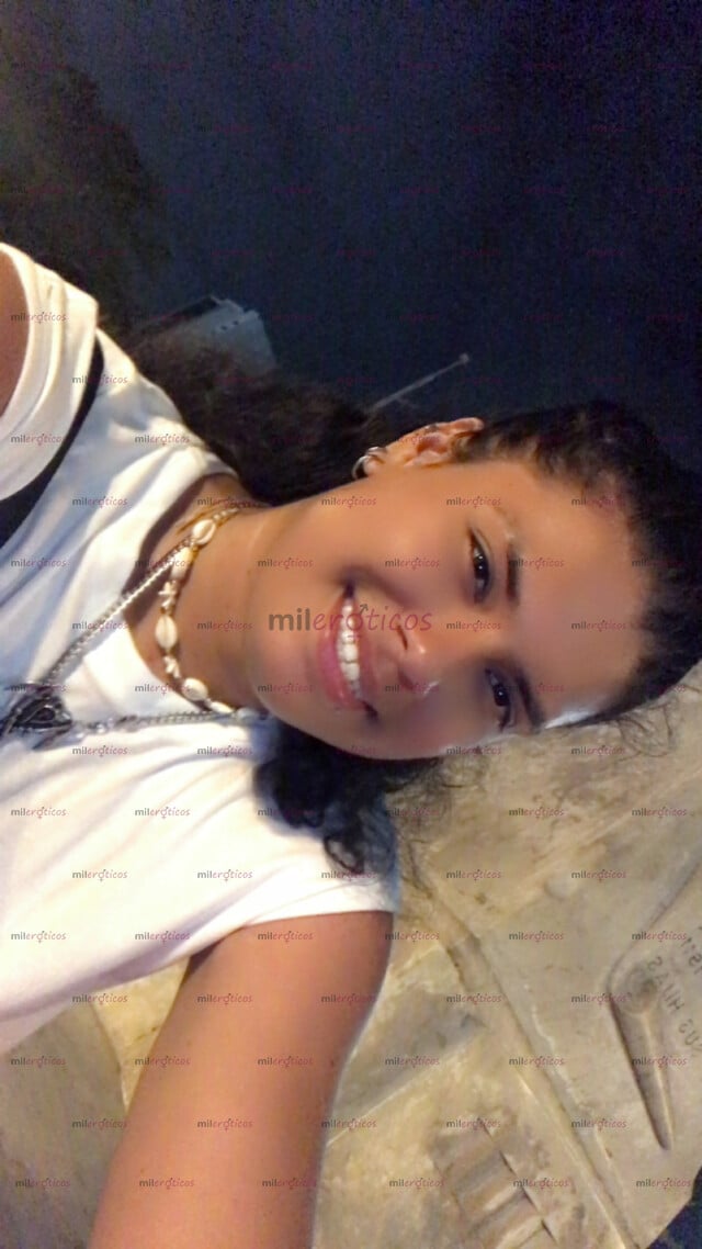 FOTOS DE CHICO DISPUESTO A COMPLACER TUS CAPRICHOS