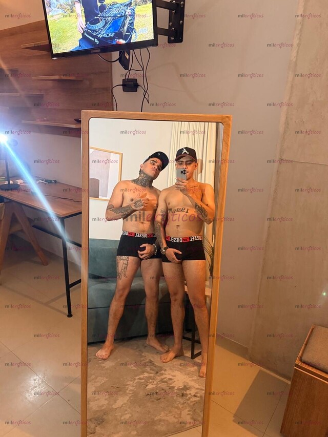 FOTOS DE 2 PAISAS NEAS VERGONES 21 Y 22 CM MUY ARRECHOS