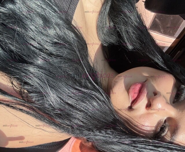 FOTOS DE JULIETA JOVEN ARDIENTE AMOROSA Y CARIÑOSA