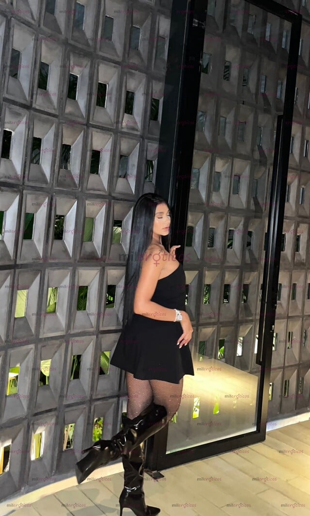 FOTOS DE ENCANTADORA COLOMBIANA DE BELLEZA EXÓTICA, CLASE Y EXCELENTE COMPAÑÍA