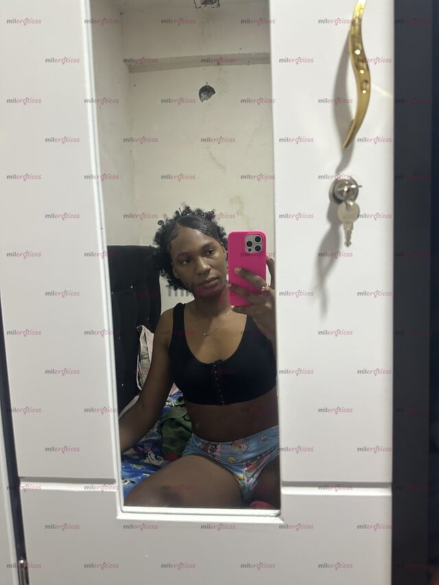 FOTOS DE ESTOY PARA COMPLACERTE EN LO QUE GUSTES FETICHES MORBO. SOY UNA CHICA DE 23AÑOS