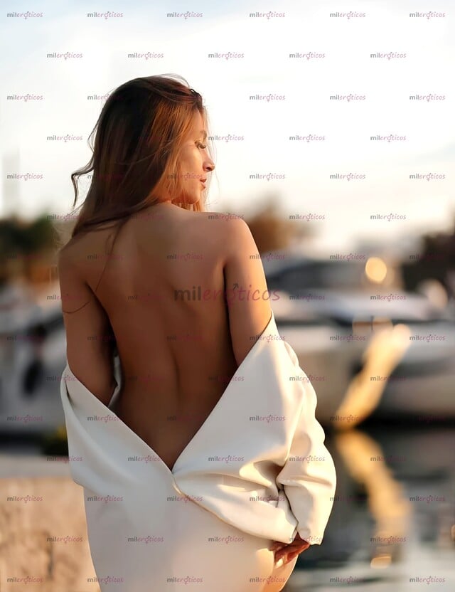 FOTOS DE SEXY MODELITO DE REVISTA, SOY CLHOE BARBY RUBIA COLOMBIANA DE 19 AÑOS
