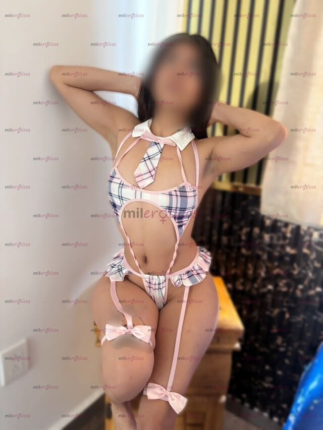 FOTOS DE KARELY... N NUEVA EN ÉL AMBIENTE. 18 AÑITOS DELGADITA