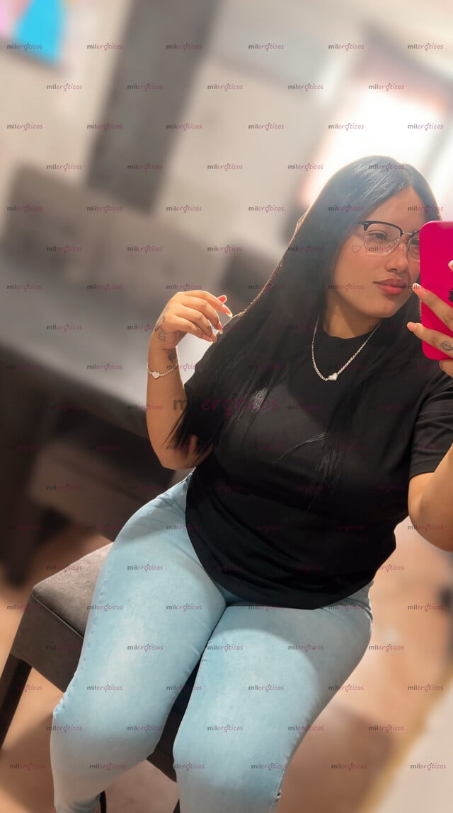 FOTOS DE SOY UNA CHICA ATENTA Y COMPLACIENTE ESCRÍBEME PARA MÁS INFORMACIÓN