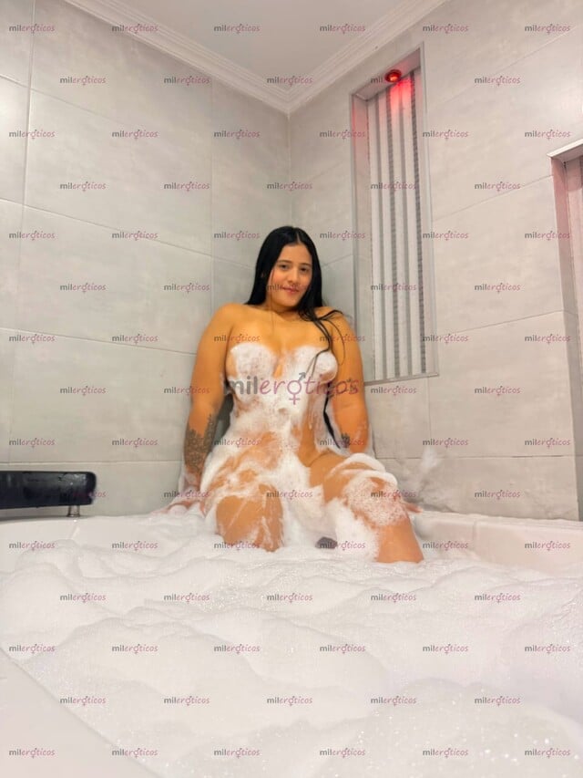 FOTOS DE HOLA MIS AMORES VEN Y DISFRUTA DE MI RICA Y MOJADITA VAGINA APRETADITA POCOS DÍA