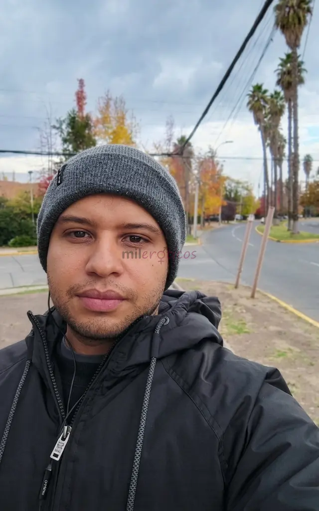 Hola espero que estes muy bien por aca hombre serio y versatil que quiere tener contigo un espacio placer amp trato de pareja besos caricias penetraci...