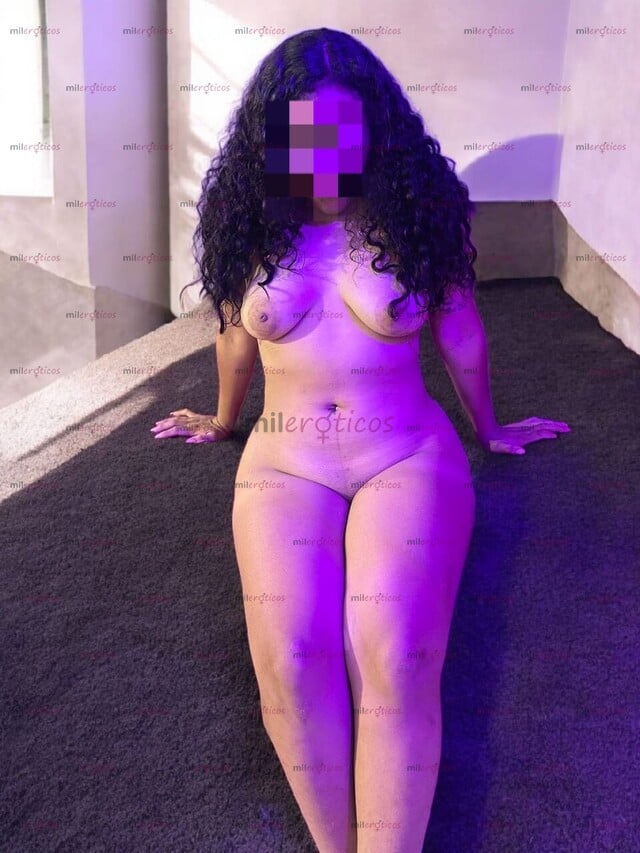 FOTOS DE 50K SOLO POR HOY: HERMOSA Y NINFOMANA JOVENCITA DE 19 AÑOS CON SITIO