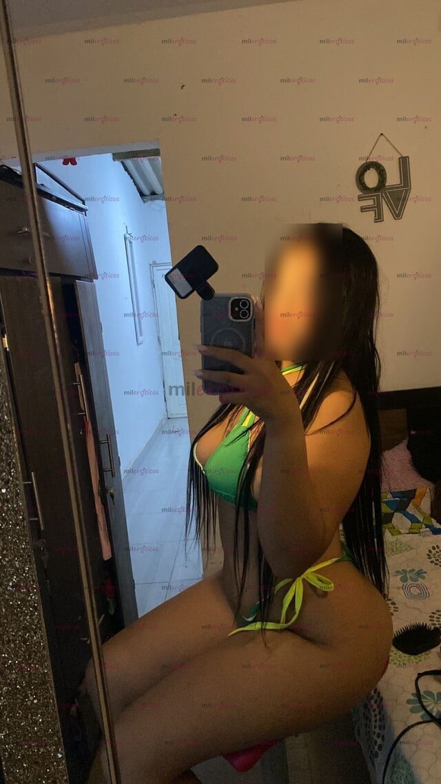 FOTOS DE SOFIA: PELINEGRA OJOS VERDES MUY ARDIENTE CON SITIO 24H