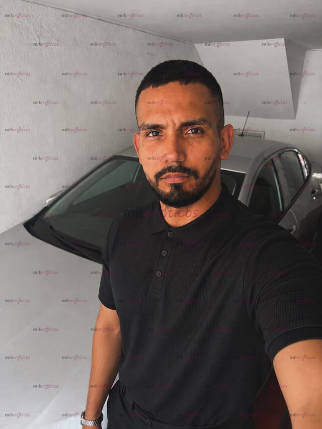 FOTOS DE EL HOMBRE DE TUS SUEÑOS MÁS CALIENTES ATRÉVETE A CONTACTARME Y PASEMOS RICO