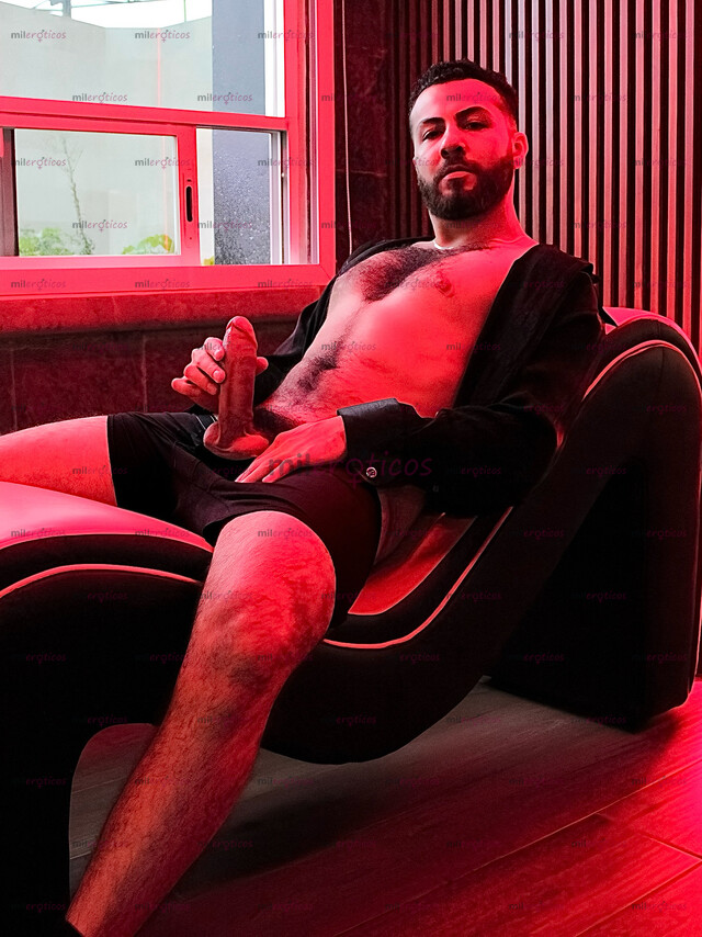FOTOS DE JAVIER: PLACER MASCULINO HOMBRE PARA HOMBRES JOVEN, VERGÓN Y CALIENTE