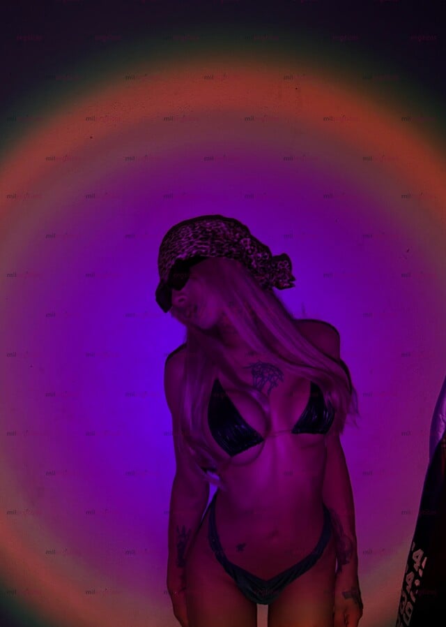 FOTOS DE ALTA, VERSÁTIL Y CALIENTE LIVIA RICCI, LA TRANS MÁS PUTA DE CDMX
