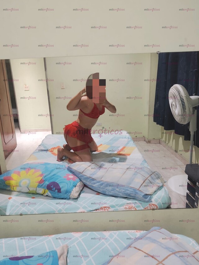 FOTOS DE DANIELA BLANQUITA BAJITA SUMISA DISPUESTA A LLENARTE DE PLACER PROMOCION DEL DIA