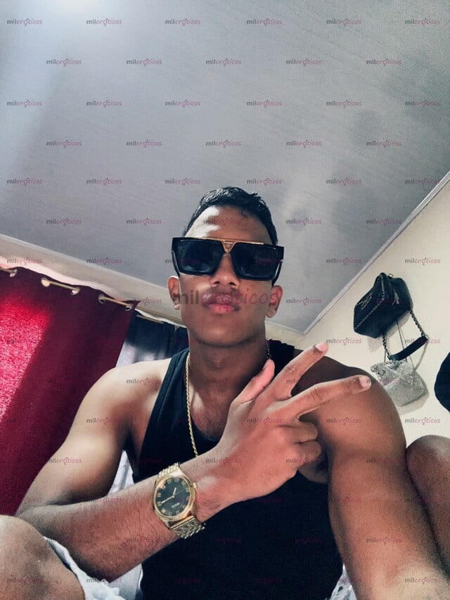 FOTOS DE ACÁ NUEVO EN TU CIUDAD, MACHO VARONIL,FULL MORBOSO CON UNA VERGA DE 20CM LECHERA