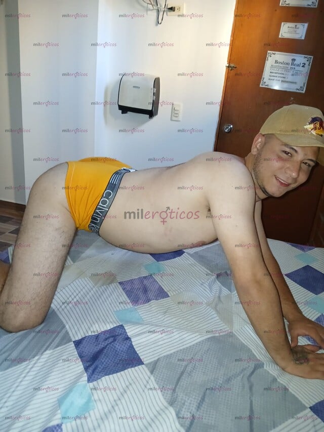 FOTOS DE VERSATIL AGUANTADOR COMPLACIENTE................................................