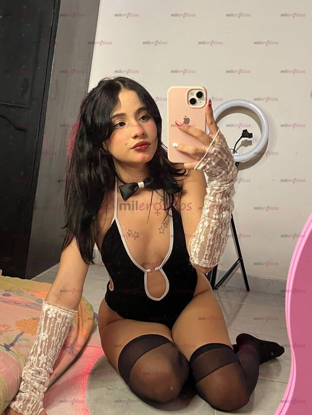 FOTOS DE HERMOSA CHICA TIPO LOLI JOVEN DE 20 AÑOS EN TU CIUDAD