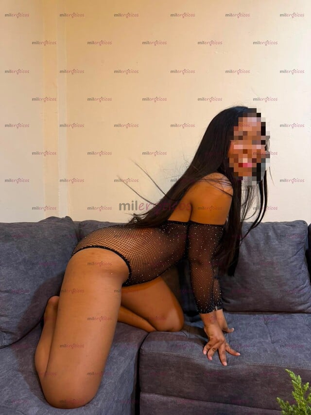 FOTOS DE VAGINA MOJADITA APRETADITA CON CHUPADERA COLOMBIANITA DE 18 AÑITOS