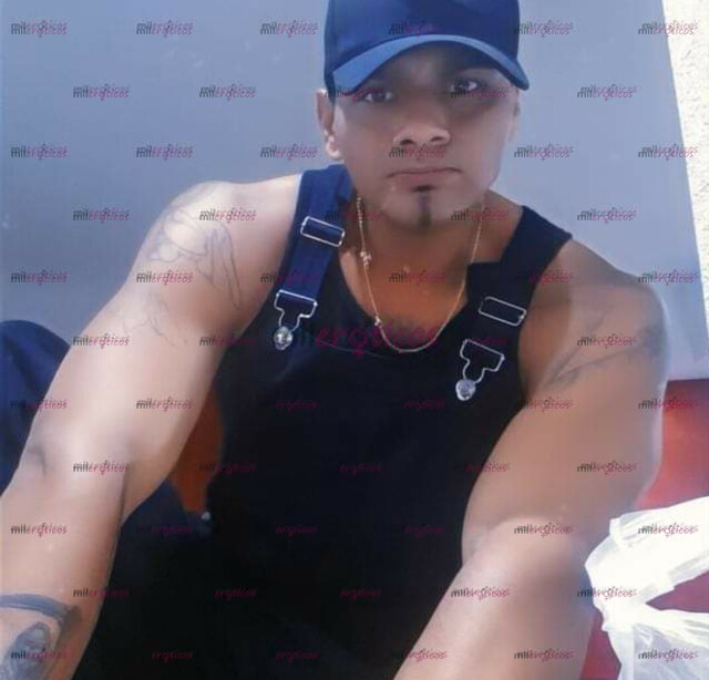 FOTOS DE LIL.DADDY CHAKAL ROMPE CULOS DE PASO POR TU CIUDAD CON 18 CM DE VERGA .