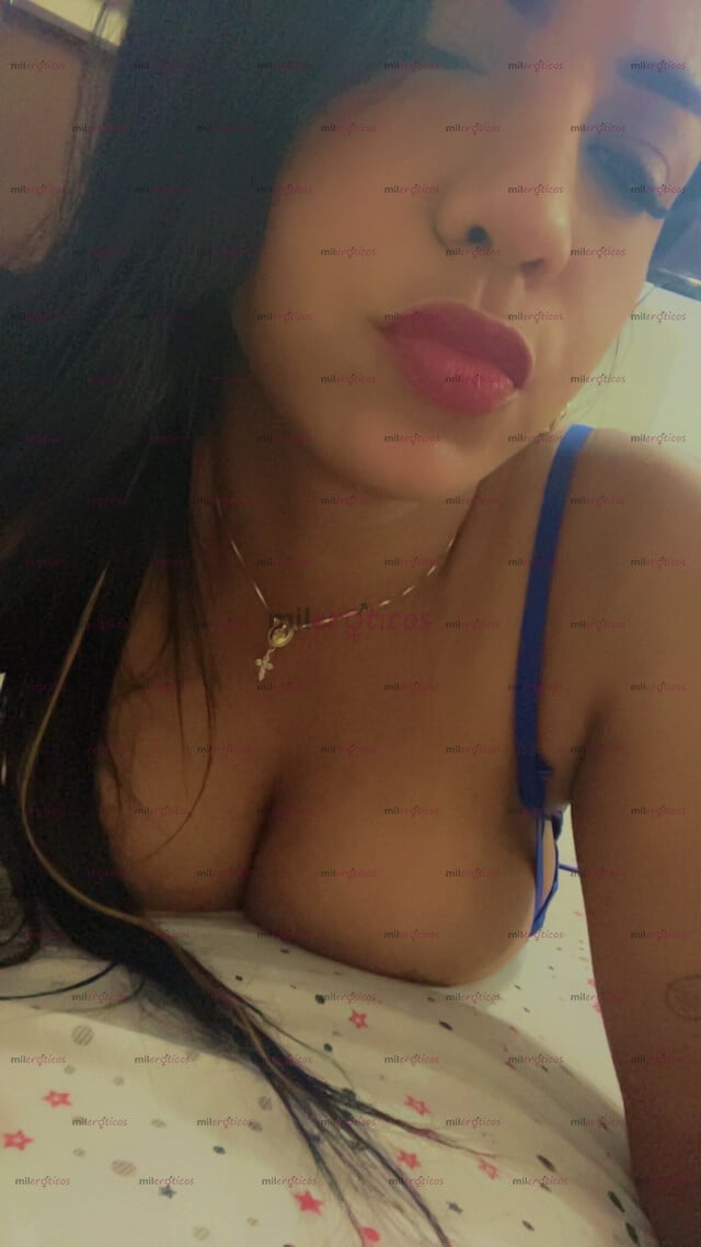 FOTOS DE ARRECHA FOGOSA MORENA CON GANAS DE BUEN SEXO FUERTE Y RICO PAPASITO