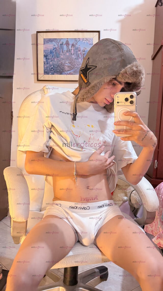 FOTOS DE CHICO CALIENTE Y MUY MORBOSO,VEN A PASAR UN RATO CONMIGO