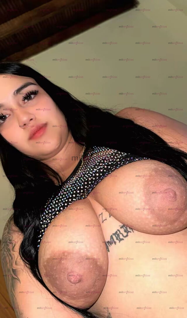 FOTOS DE RIKA MORENITA CON CUERPO NATURAL DE 22 AÑITOS DISPUESTA A COMPLACERTE