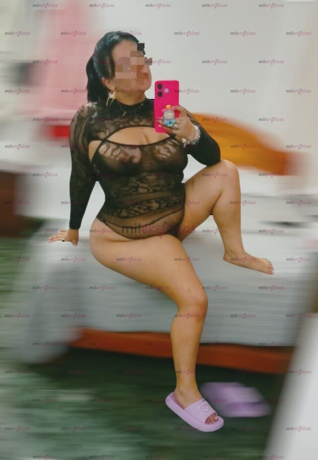FOTOS DE SEXY APASIONADA PERRITA ADICTA AL SEXO PROFUNDO DISPONIBLE PARA TI