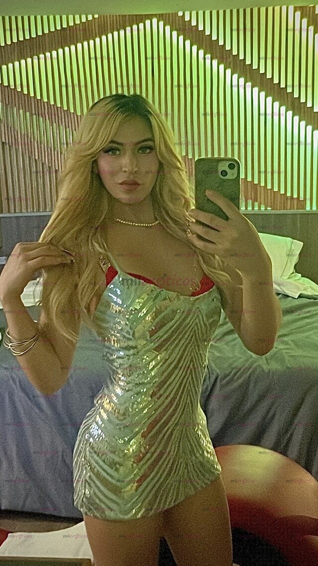FOTOS DE SÓLO PARA GUSTOS EXIGENTES CHANEL MUÑEQUITA EXÓTICA
