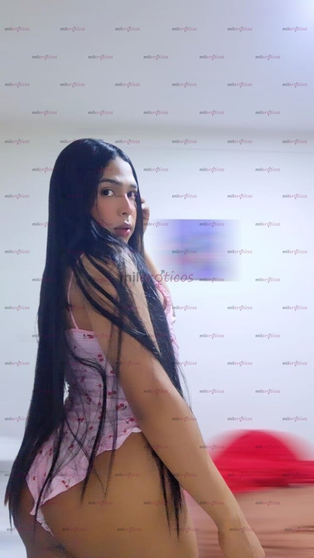 FOTOS DE HERMOSA MORENA JOVEN LISTA PARA COMPLACERTE