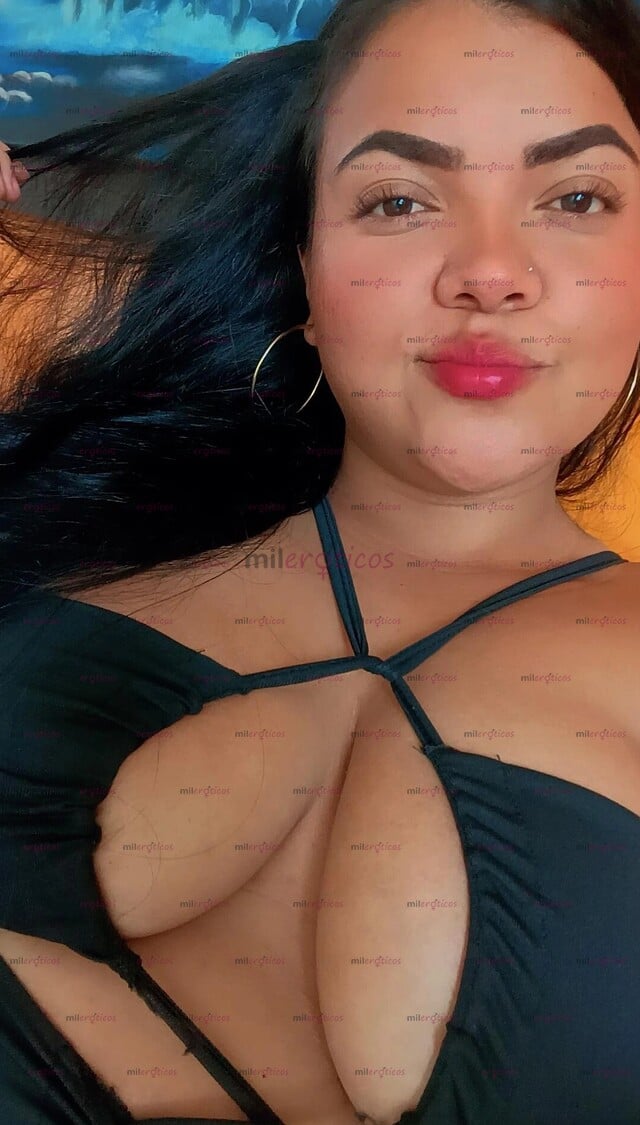 FOTOS DE RICA GORDITA, DISFRUTA DEL MÁS DELICIOSO ORAL SÚPER ENSALIVADO