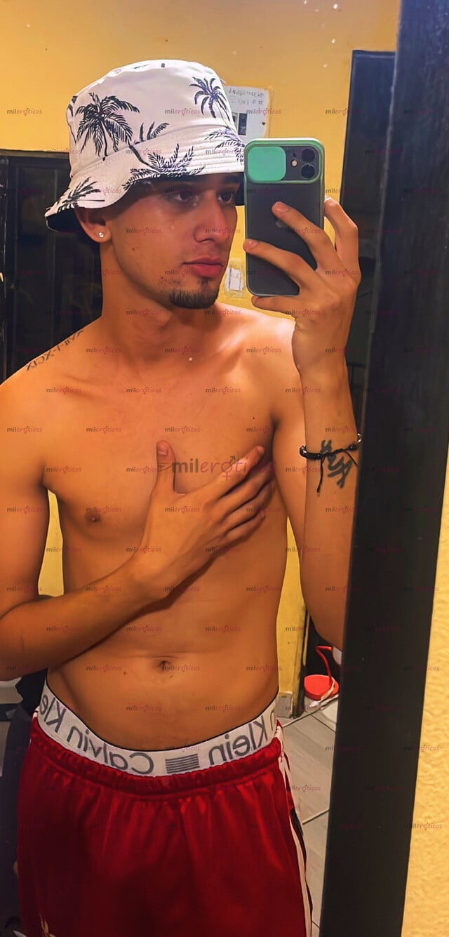 FOTOS DE SOY UN CHICO MUY CALIENTE, MENTE ABIERTA DESCOMPLICADO VERGON CON BUEN CULO