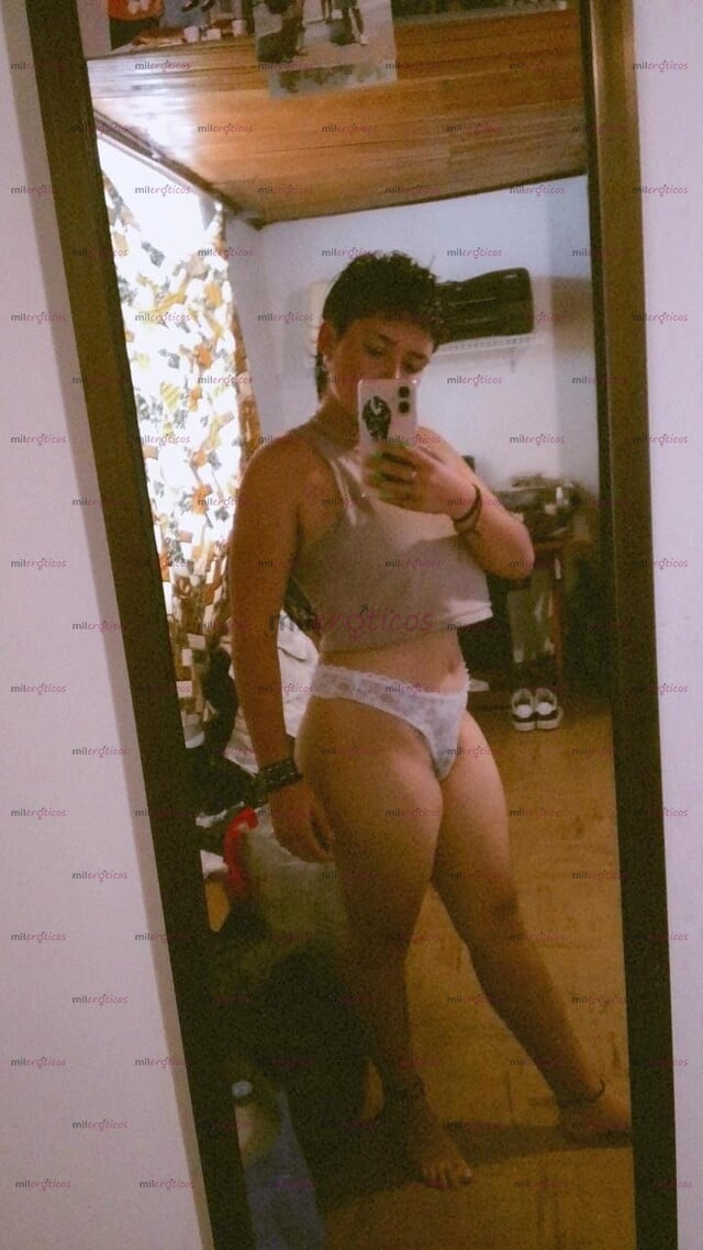 FOTOS DE LIRIO DE FUEGO:FETICHISMO DULCE Y OBEDIENTE O SADICA Y DOMINANTE. TU ELIGES