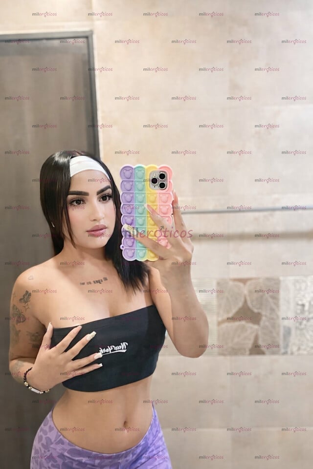 FOTOS DE DANIELA . EXCLUSIVA 22 AÑOS MUY ARDIENTE Y COMPLACIENTE FOGOSA AL MÁXIMO