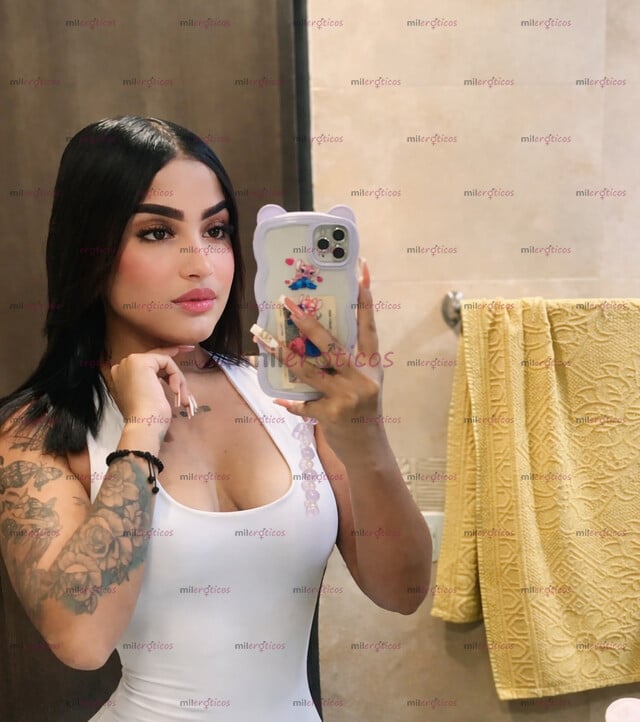 FOTOS DE DANIELA . EXCLUSIVA 22 AÑOS MUY ARDIENTE Y COMPLACIENTE FOGOSA AL MÁXIMO