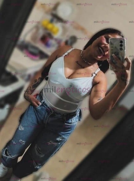 FOTOS DE AMOR SOY LAURA UNA HERMOSA CHICA MORENA CONTÁCTAME PARA CONCRETAR