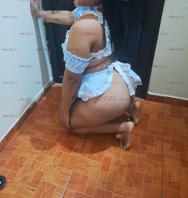 FOTOS DE SAMANTHA RICA POTRA CABALLOTA HERMOSA MORENA DIVINA EN LA CAMA